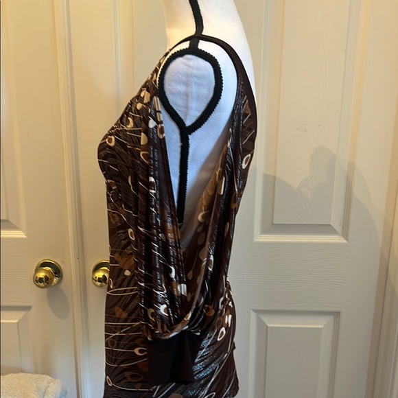 Brown Patterned Women's Top - Picture 2 of 6